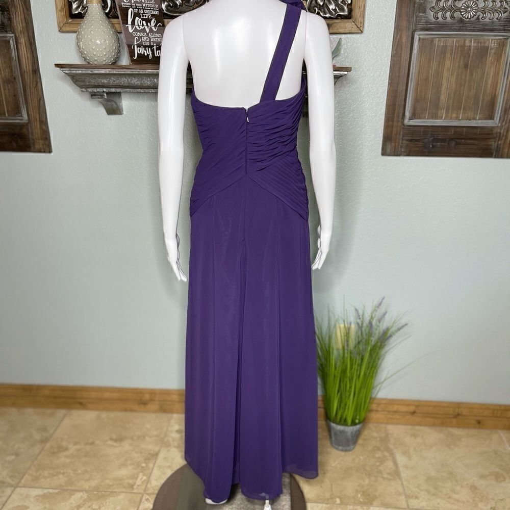 Davids Bridal Plum One Shoulder Chiffon Formal Bridesmaid Prom Dress Size 2 - Picture 3 of 15